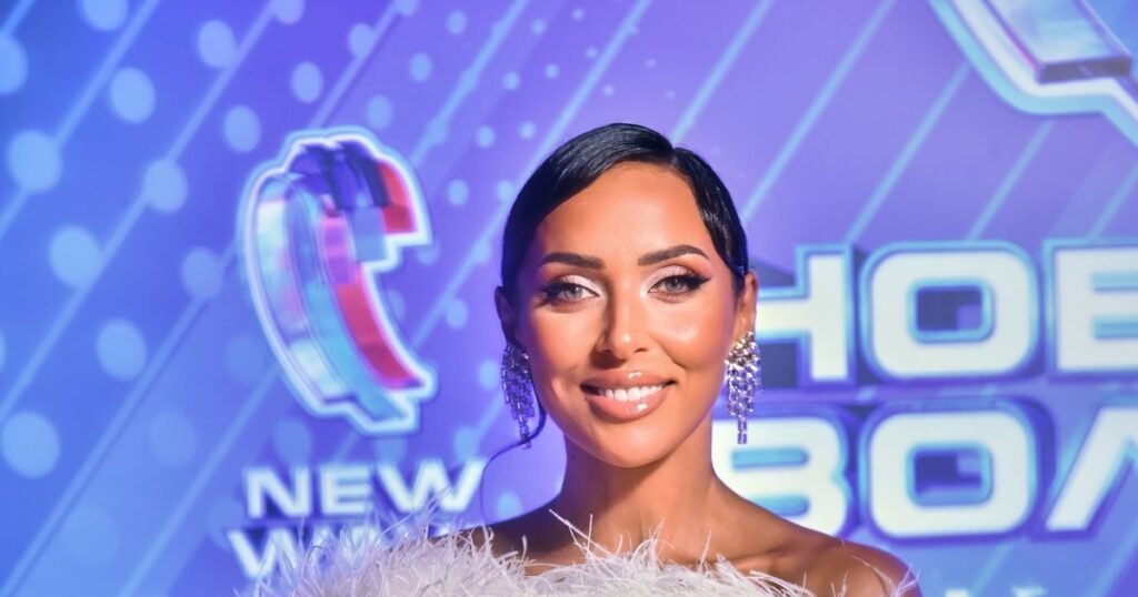 Алсу показала идеальный пляжный образ на Мальдивах