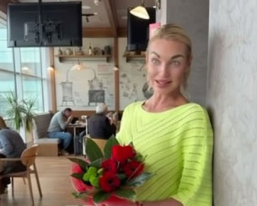 Анастасию Волочкову прооперировали в немецкой клинике для бездомных