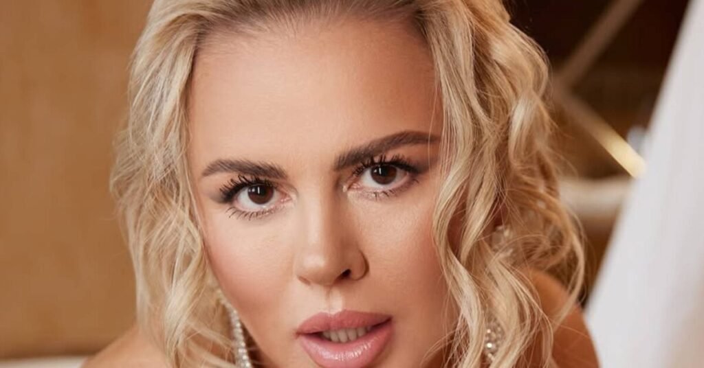 Анна Семенович возмущена манипуляциями с фото в Сети