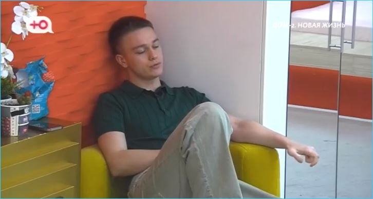 Артем Гавришов продолжает добиваться Веронику Гракович за чужой счет