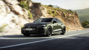 Audi представила гибридный RS5 с мощностью 630 л.с.
