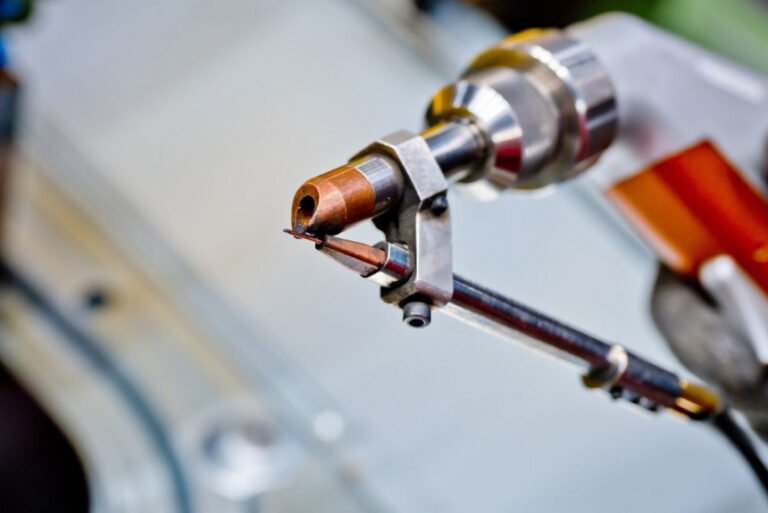 АВТОВАЗ ввел лазерную сварку для производства Лады Азимут