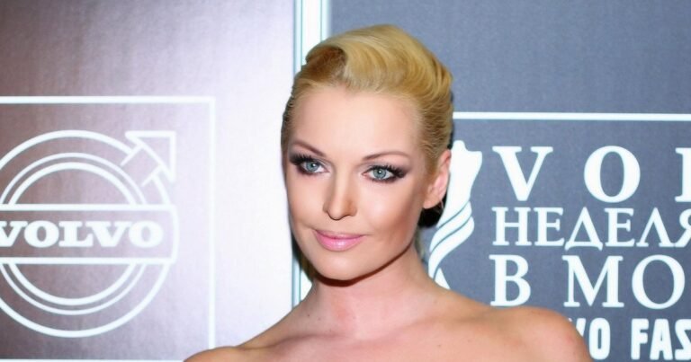 Балерина Анастасия Волочкова перенесла операцию в Германии