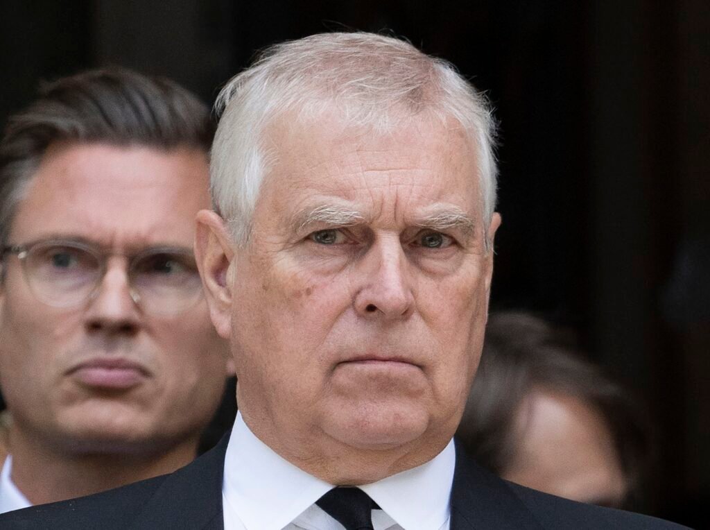 Брат короля Карла III задержан полицией за подозрения в нарушении госслужбы