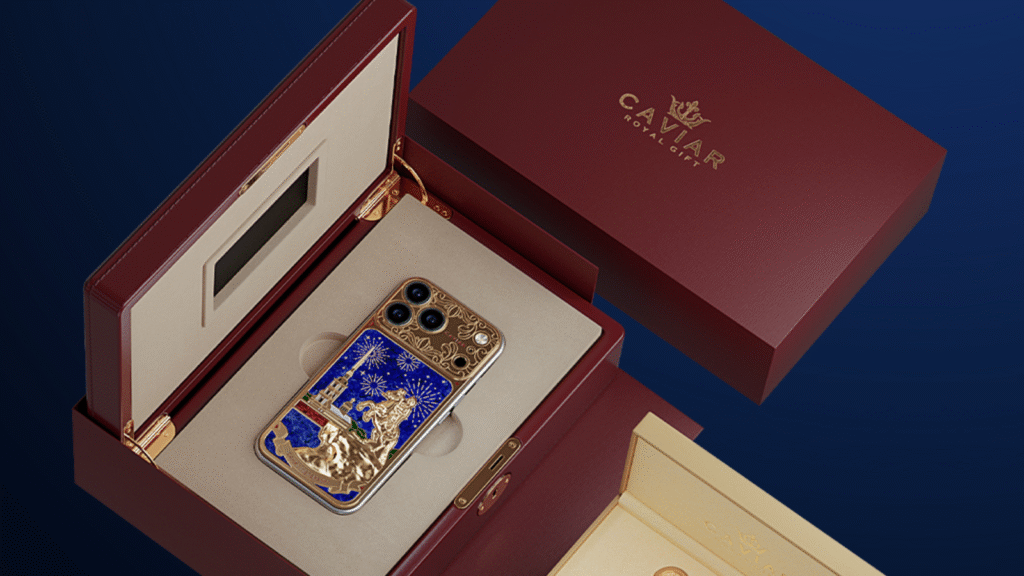 Caviar представила iPhone 17 Pro в российской коллекции «Россия»
