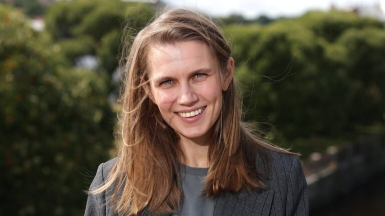 Дарья Мельникова отказалась от «уколов красоты» после критики внешности