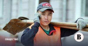 Детей мигрантов могут выдворить из России после 18 лет