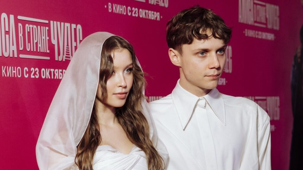 Дмитриенко раскрыл причину скрывания романа с Пересильд