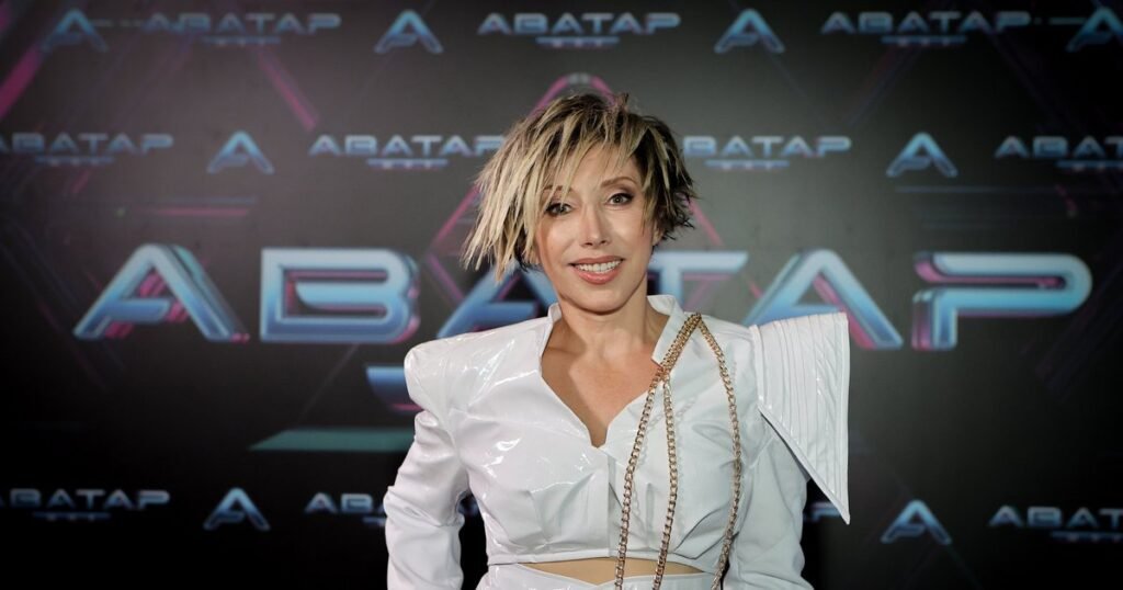 Елена Воробей показала фото дочери после операции на лице