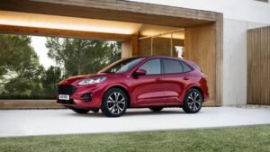 Ford Kuga: обнаружена опасная неисправность в гибридных версиях