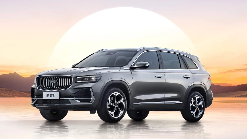 Geely Monjaro подешевел в Китае: две новые версии кроссовера