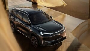 Geely представила гибридный кроссовер Galaxy M7 с расходом 3,35 л на 100 км