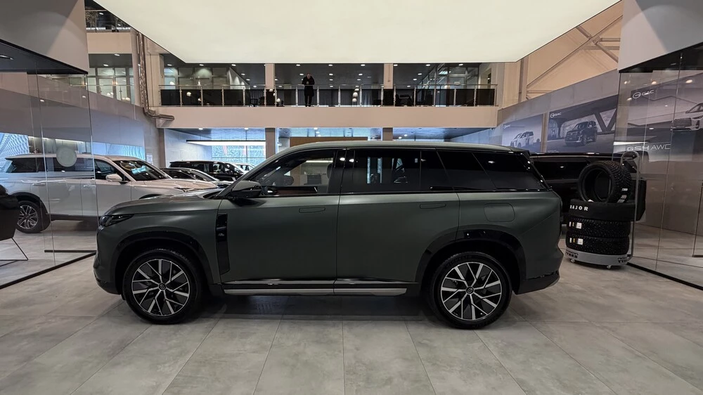 Гибридный кроссовер GAC S7 выходит на российский рынок: две комплектации и цены