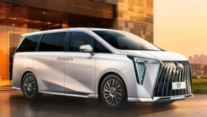 Гибридный минивэн GAC Trumpchi M8 HEV 2026: 1057 км на одном баке