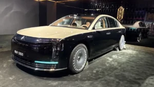 Huawei обновила флагманский седан Maextro S800: больше мощности и технологий