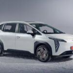 Яндекс представил электромобиль UMO 5: конкурент для таксопарков и частных лиц