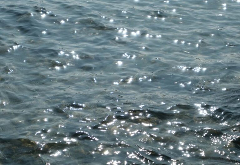 Япония начала добычу редкоземельных минералов с глубины 6000 м