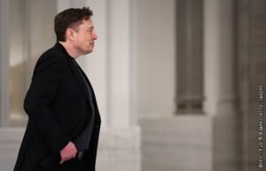 Илон Маск вызван в прокуратуру Парижа на допрос