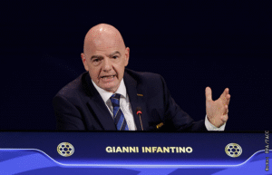 Инфантино призвал ФИФА снять санкции с российского футбола
