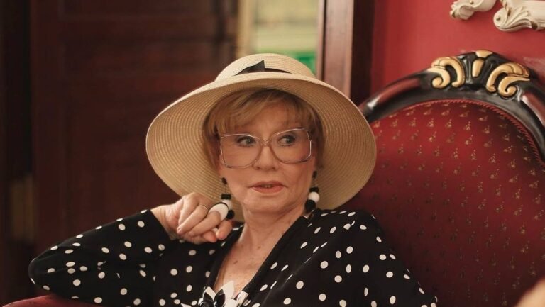 Юлия Меньшова поздравила Веру Алентову с днем рождения