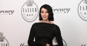 Ивлеева поразила фанатов идеальной фигурой и красотой