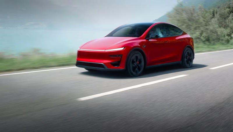 Китай запретил электромобили со скрытыми дверными ручками