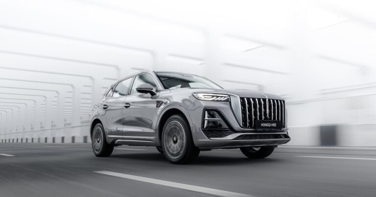 Кроссовер HONGQI HS5: Роскошь и Инновации от Экс-Дизайнера Rolls-Royce