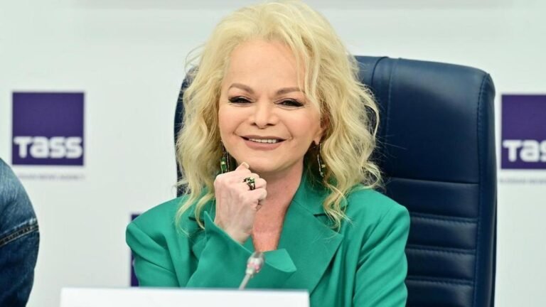 Лариса Долина потеряла 180 миллионов рублей из-за мошенников