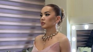 Макпал Исабекова о выступлении с Розой Рымбаевой: «Голос страны» в одном концерте