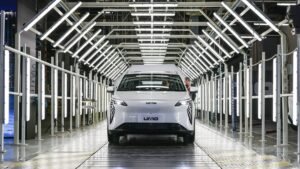 На заводе «Москвич» началось производство электромобилей Umo