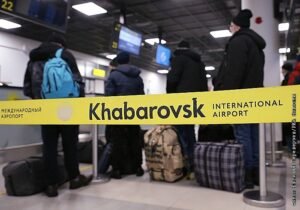 Непогода в ДФО: 3 тысячи пассажиров ждут вылета из аэропортов