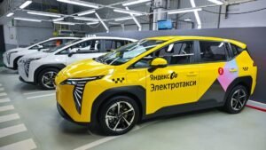 Новые фото электрокара UMO от завода «Москвич»