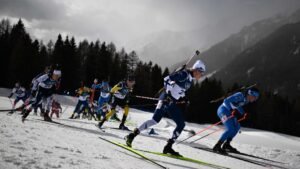 Олимпиада 2026: Канада и США в финале хоккея, загадочный сход итальянца в биатлоне