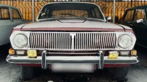 Редчайшая 'Волга' с пробегом 316 км: капсула времени из СССР