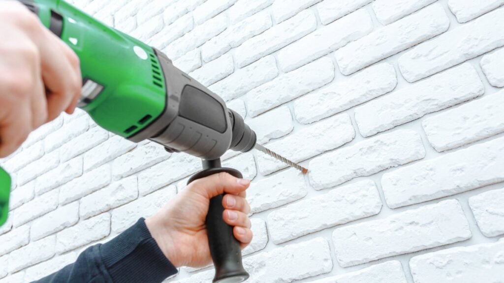 Рост DIY-ритейлеров замедлился: россияне сокращают расходы на ремонт