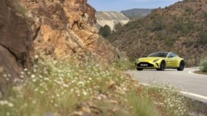 Рынок люксовых авто в России пятый год бьет рекорды