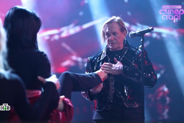 Сергей Челобанов покорил жюри шоу 'Суперстар! Битва сезонов'