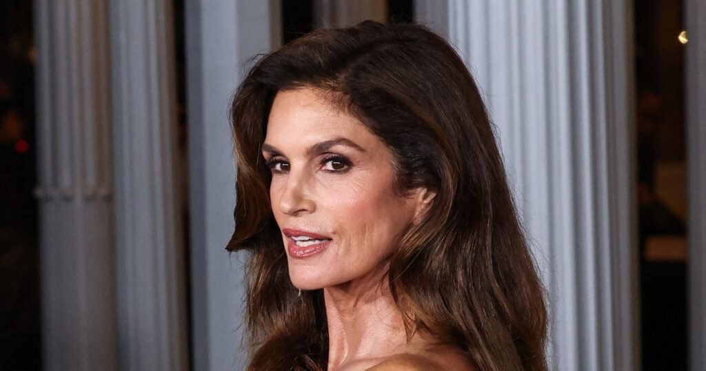 Синди Кроуфорд: карьера модели или университет?