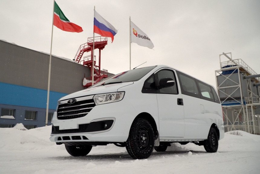 Sollers SF1: в Елабуге началось производство полного цикла микроавтобуса