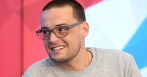 Суд в Подмосковье рассматривает дело Гуфа о грабеже в закрытом режиме