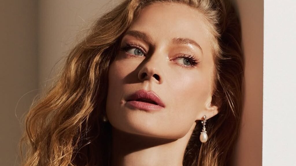 Светлана Ходченкова в образе невесты на фоне слухов о тайной свадьбе