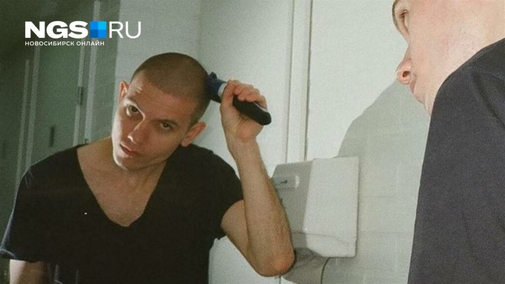 Умер Николай Комягин, солист группы Shortparis