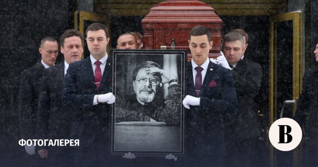 В Москве простились с Генрихом Падвой, символом российской адвокатуры