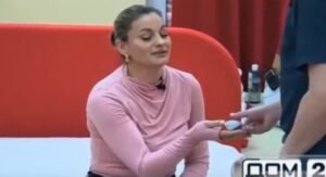 Вероника Гракович получила шоколадное яйцо вместо браслета от мужа Альберта