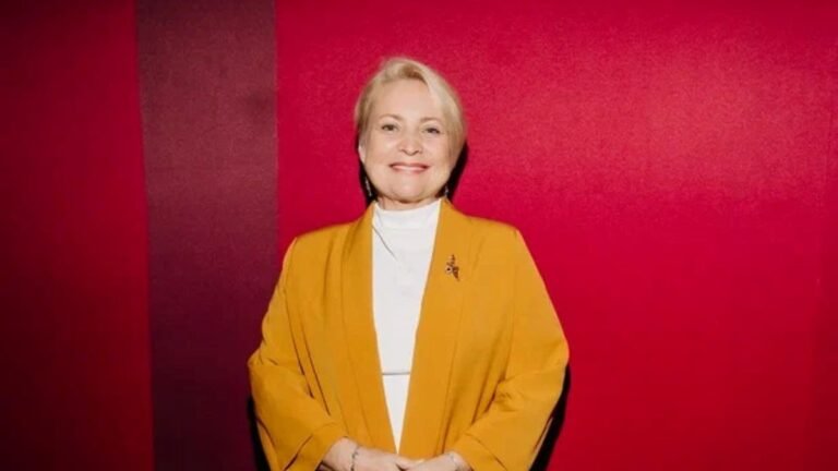 Звезда «Интернов» Любовь Пермякова: 54 года без макияжа и секреты похудения