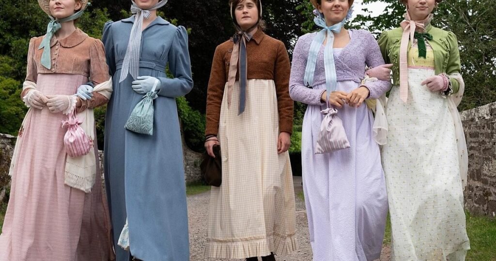 5 ожидаемых сериалов марта: от комедий до психологических драм