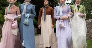 5 ожидаемых сериалов марта: от комедий до психологических драм