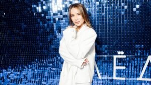 Айза раскрыла личность самого яркого мужчины в своей жизни