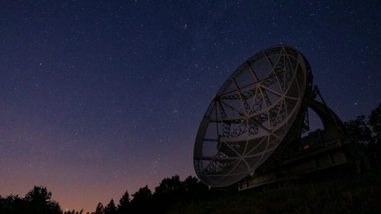 Аксионы и тайна Большого взрыва: новые открытия астрофизиков
