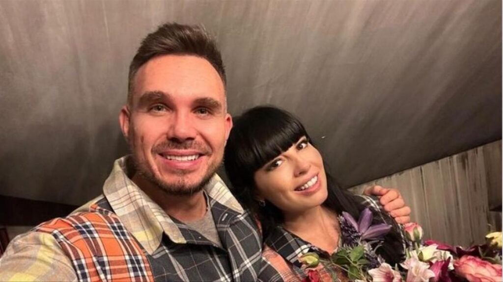 Алексей Смагажевский рассказал о разводе с Нелли Ермолаевой и уроках жизни